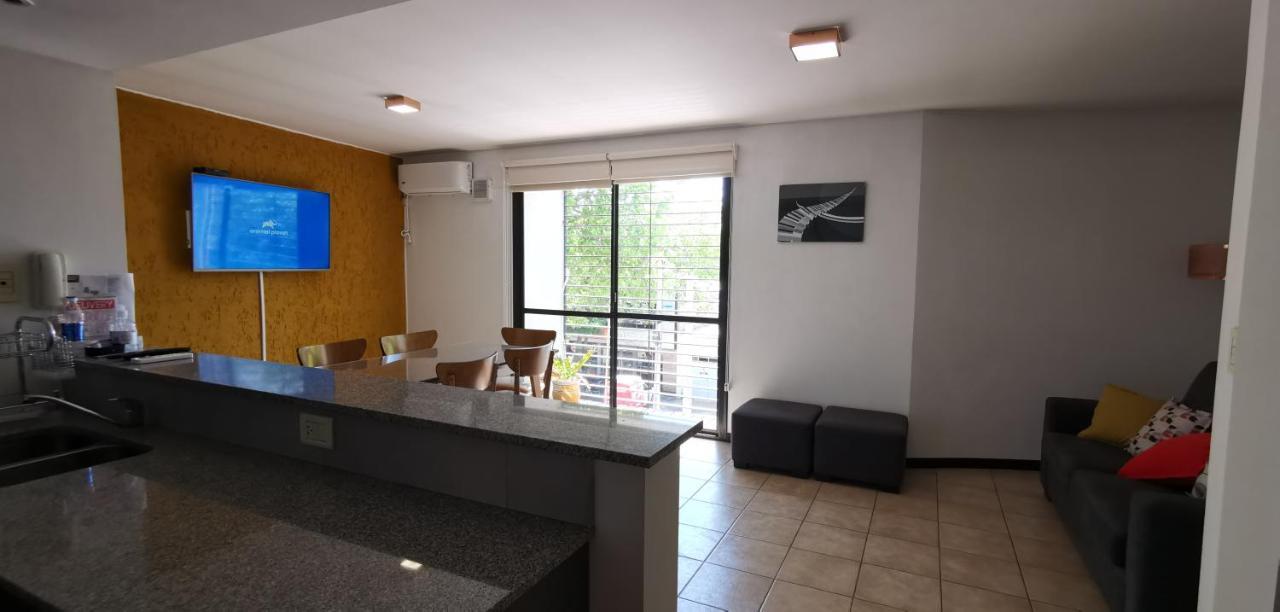 Belgrano Apartment Con Cochera Mendoza Ngoại thất bức ảnh
